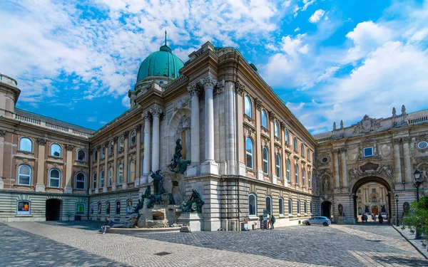 Budapest Hungary Fountain King Matthias Buda Castle Royal Palace Hungarian — Stockfoto