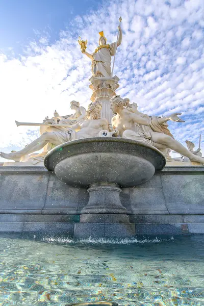 Austrian Parliament Building Pallas Athena Fountain Vienna Austria — Stock Photo, Image