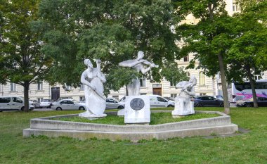Viyana, Avusturya. Antonio Vivaldi Anıtı. Wien 'deki eski şehir merkezindeki Park Votivpark' ta. Ünlü kemancı ve besteci heykeli