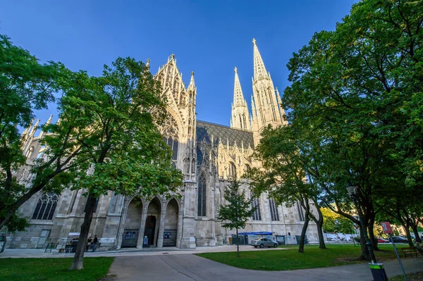 Kościół Motywacyjny Wiedniu Austria Słynny Neogotycki Kościół Ringstrasse Drugi Wysokości — Zdjęcie stockowe