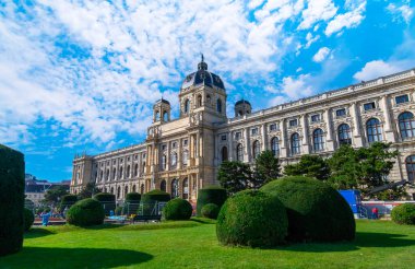 Viyana, Avusturya. Maria Theresa Platz 'da Doğa Tarihi ve Sanat Tarihi Müzesi (Kunsthistorisches and Naturhistorisches)