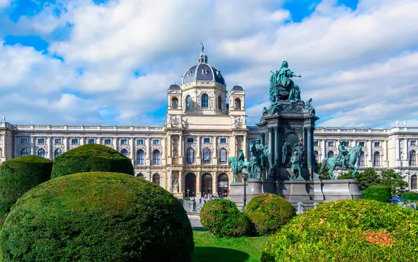 Vienna Austria Maria Theresia Monument Maria Theresien Denkmal Front Museum — Stock Photo, Image