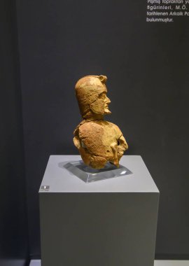 Aydın, Türkiye. Aydın Arkeoloji Müzesi. Müzede Helenistik, Roma, Bizans, Seljuk ve Osmanlı dönemlerinden heykeller, mezarlar, sütunlar ve taş oymalar yer alıyor.