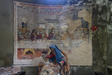 Milan, İtalya. Basilica di San Lorenzo Maggiore Kilisesi ve Cappella di SantAquilino 'nun İçi