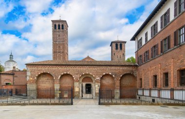 Basilica di Sant 'Ambrogio, Milano, İtalya