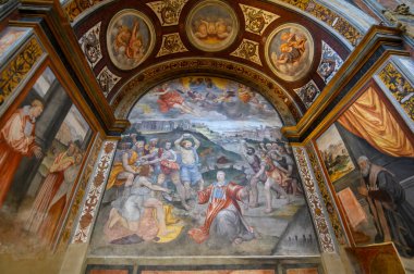 Milan, İtalya. Maggiore Manastırı ve Salone Delle Monache 'deki San Maurizio Kilisesi' nin ya da rahibelerin salonu Chiesa di San Maurizio al Monastero Maggiore.