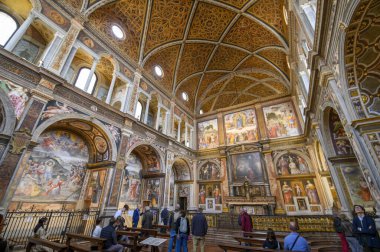 Milan, İtalya. Maggiore Manastırı ve Salone Delle Monache 'deki San Maurizio Kilisesi' nin ya da rahibelerin salonu Chiesa di San Maurizio al Monastero Maggiore.