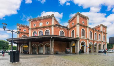 Brescia, İtalya. Eski tren istasyonu ya da tren istasyonu