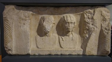 Brescia, İtalya. Santa Giulia Müzesi, Unesco Dünya Mirası. Roma döneminden kalma eserler, heykeller ve heykeller.. 