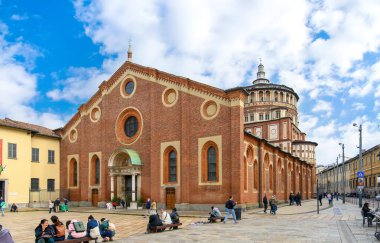 İtalya, Milano 'daki Kutsal Meryem Kilisesi ya da Santa Maria delle Grazie Bazilikası. Bu kilise Leonardo da Vinci 'nin başyapıtına ev sahipliği yapmasıyla ünlüdür.