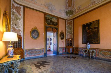 İtalya, Catania 'daki Palazzo Biscari' nin İçi