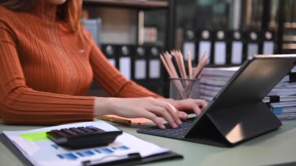 Woman Working Tablet Desk Home Office — Vídeos de Stock