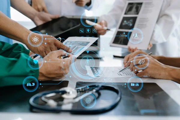 Medical Technology Network Team Meeting Concept Doctors Working Digital Tablet — Stock Photo, Image