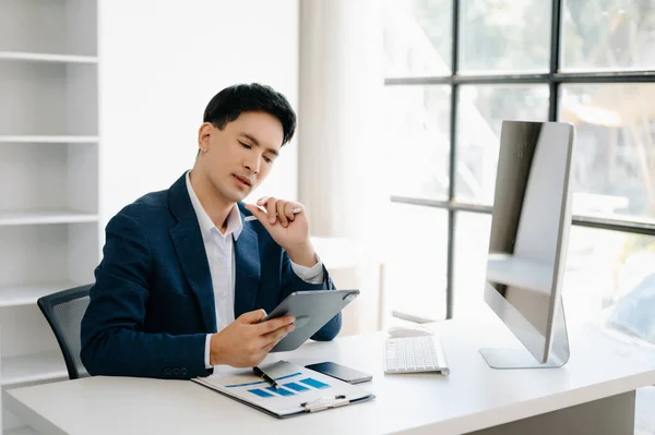 Young Asian Businessman Working Documents Modern Office Tax Report Accounting — Stock Photo, Image