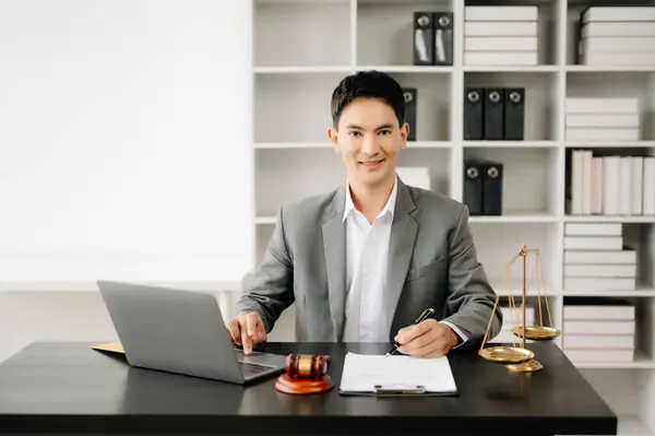 Justice Law Concept Asian Male Judge Courtroom Table Counselor Working — Stock Photo, Image