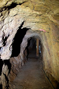 Eski Yeraltı Tüneli - Blinman - Avustralya