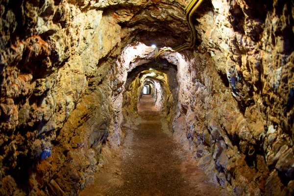Alter Unterirdischer Tunnel Blinman Australien — Stockfoto