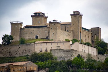 Rocca Albornoziana Kalesi - Spoleto - İtalya
