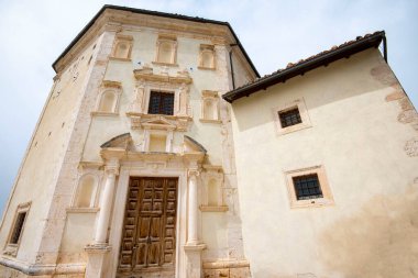 Santa Maria della Pieta Kilisesi - Calascio İtalya