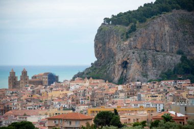 Cefalu Kasabası - İtalya