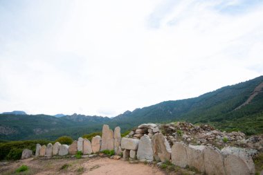 Osono Dev Mezarı - Sardunya - İtalya