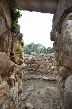 Nuraghe La Prisgiona Arkeolojik Alanı - Sardinya - İtalya