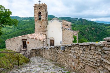 San Pietro Kilisesi Roccascalegna İtalya