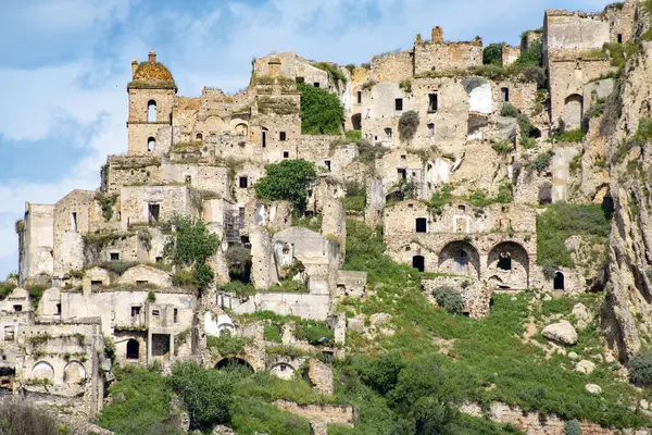 Craco Hayalet Kasabası - İtalya