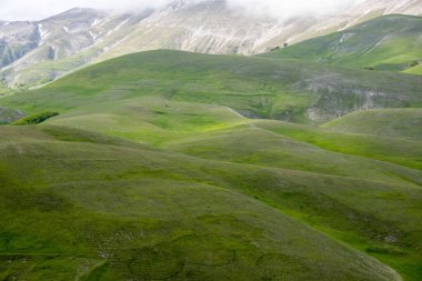 Monti Sibillini Ulusal Parkı - İtalya