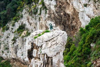 Gennarino Scugnizzo Heykeli - Capri - İtalya