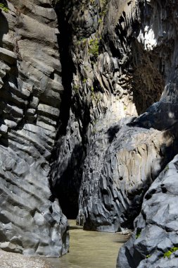 Gole Alcantara Botanik ve Jeoloji Parkı - Sicilya