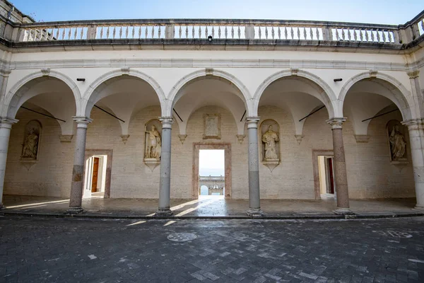 Montecassino Manastırı - İtalya