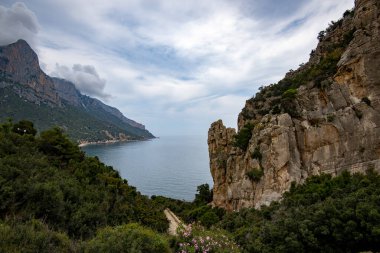 Pedra Longa Kireçtaşı - Sardunya - İtalya