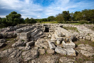 Santa Vittoria 'nın Nuragic Mabedi - Sardunya - İtalya