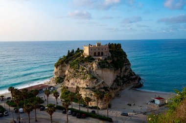 Tropea 'da Santa Maria dell' Isola - İtalya