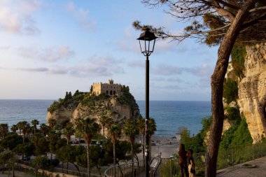 Tropea 'da Santa Maria dell' Isola - İtalya