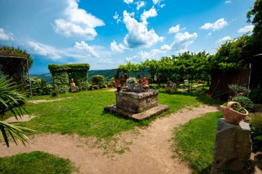 Civita di Bagnoregio 'daki Şair Bahçesi - İtalya