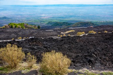Etna Dağı Lav Tarlaları - İtalya