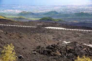 Etna Dağı Lav Tarlaları - İtalya