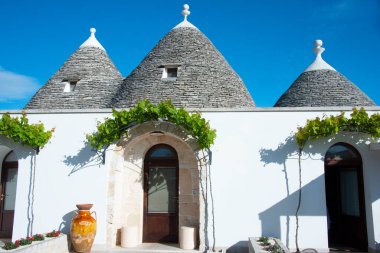 Trulli Kireçtaşı Evleri - Alberobello - İtalya