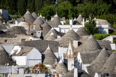 Trulli Kireçtaşı Evleri - Alberobello - İtalya