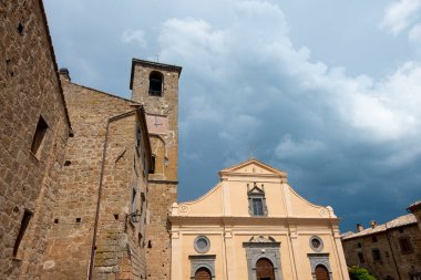 Civita di Bagnoregio 'daki San Donato Kilisesi - İtalya