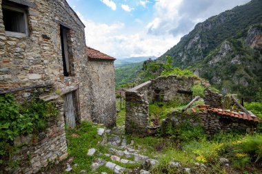 San Severino di Centola Ortaçağ Köyü - İtalya