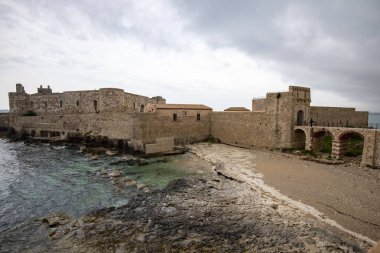 Ortigia 'daki Maniace Şatosu - Sicilya - İtalya