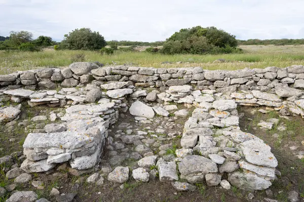 Santa Vittoria 'nın Nuragic Mabedi - Sardunya - İtalya