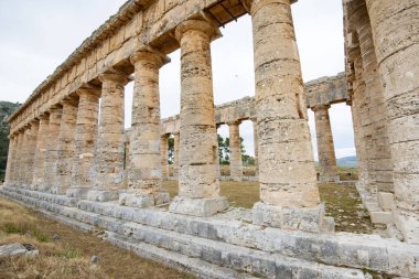 Segesta Tapınağı - Sicilya - İtalya