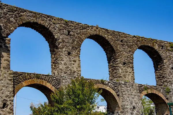 Pilastri Aqueduct - Ischia Adası - İtalya