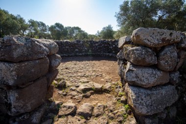 Santa Cristina Arkeolojik Alanı - Sardunya - İtalya