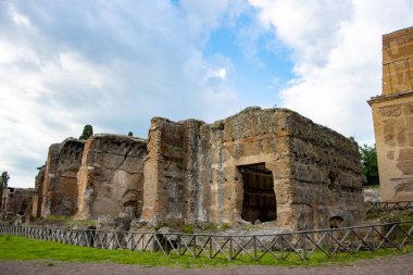 Hadrian Villa 'nın kalıntıları - İtalya