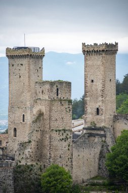 Cantelmo Kalesi Caldora - Pacentro - İtalya